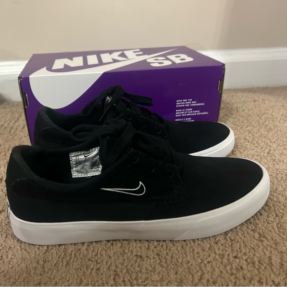Shane Nikes